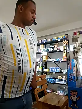 elnegro707070 online show from 11.13.25