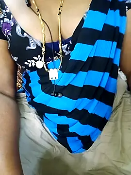 Snapshot of tamiltady chatting on 09.17.25 tamiltady online show from 09.17.25