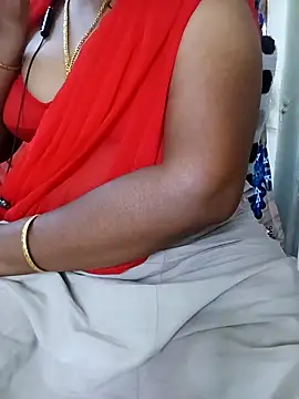 Snapshot of tamiltady chatting on 10.05.25 tamiltady online show from 10.05.25