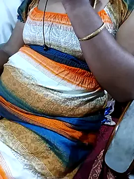 Snapshot of tamiltady chatting on 10.11.25 tamiltady online show from 10.11.25