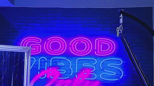 AlessiaCroft online show from 04.06.26