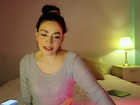 Snapshot of Alicia_Montess chatting on 08.01.26 Alicia Montess online show from 08.01.26