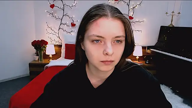 marshmallowee online show from 11.24.25