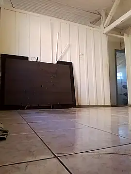 Snapshot of Omoraia chatting on 10.20.25 Omoraia online show from 10.20.25