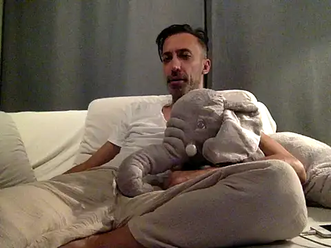 who am i x404 online show from 09.13.25