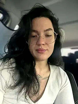 Snapshot of MeekyRich chatting on 09.24.25 MeekyRich online show from 09.24.25