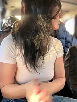 Snapshot of MeekyRich chatting on 11.18.25 MeekyRich online show from 11.18.25