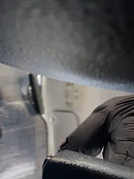 Snapshot of MeekyRich chatting on 11.20.25 MeekyRich online show from 11.20.25