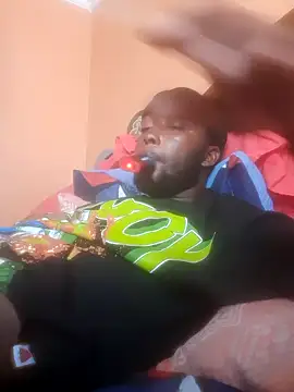 Snapshot of RearApiary chatting on 12.15.25 RearApiary online show from 12.15.25