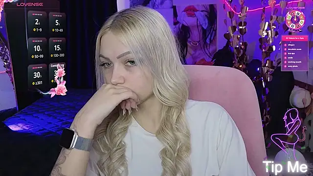 LinaLirian online show from 04.13.26