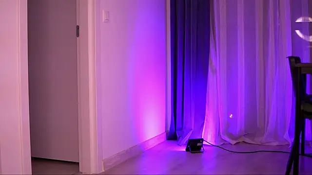 AryaDeluna online show from 09.18.25