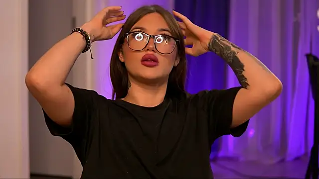 AryaDeluna online show from 11.06.25