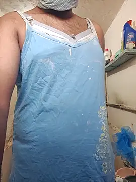 Snapshot of Brown69_guy chatting on 11.21.25 Brown69 guy online show from 11.21.25