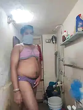 Snapshot of Brown69_guy chatting on 11.29.25 Brown69 guy online show from 11.29.25