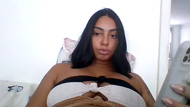 Snapshot of querida777 chatting on 02.25.26 querida777 online show from 02.25.26