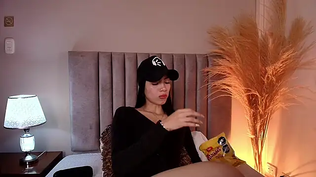 AbbieJoness  online show from 11.06.25