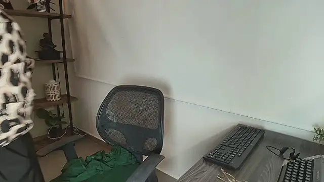  Victoria Collins online show from 03.24.26