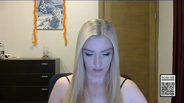 Wild Silk Desire online show from 10.31.25