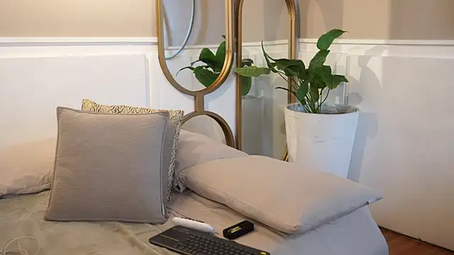 Susan wall online show from 09.21.25