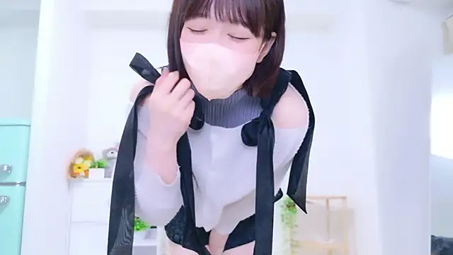 Snapshot of _suika_ chatting on 06.17.26 suika online show from 06.17.26