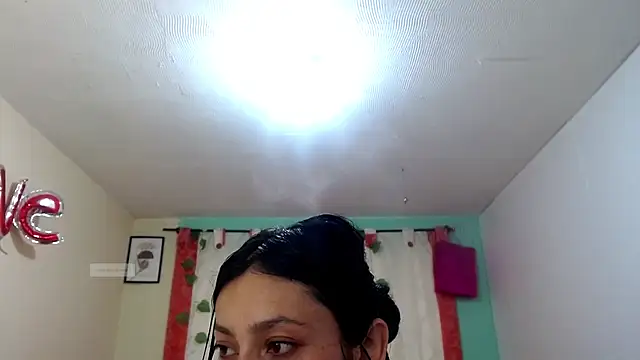 vale miel online show from 10.17.25