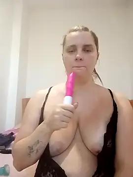 JessicaItalia online show from 10.05.25