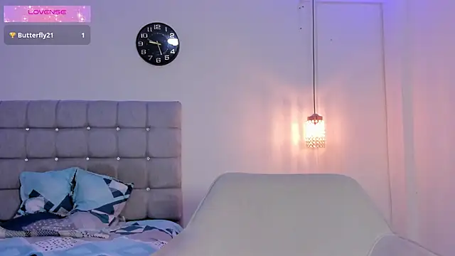 Snapshot of Santy_Stump chatting on 09.20.25 Santy Stump online show from 09.20.25