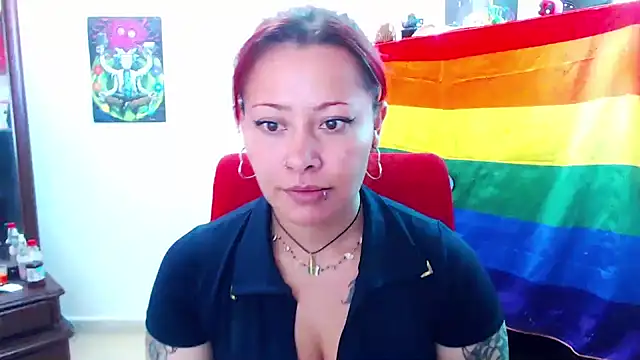 Snapshot of Aleja2530 chatting on 10.02.25 Aleja2530 online show from 10.02.25