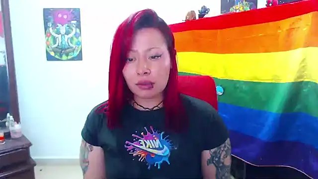 Snapshot of Aleja2530 chatting on 10.04.25 Aleja2530 online show from 10.04.25