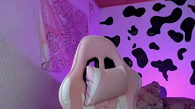 abbie jensen  online show from 09.18.25