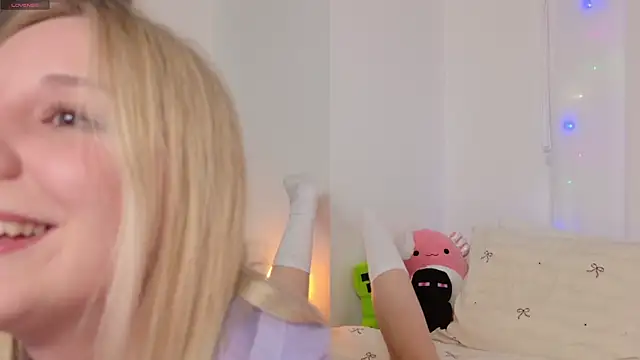 Snapshot of SabrinaRosed chatting on 10.04.25 SabrinaRosed online show from 10.04.25