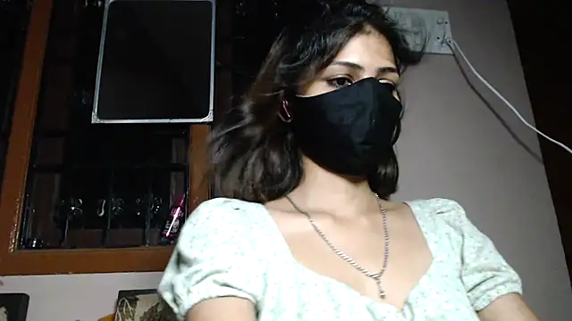 Isha Sax online show from 10.09.25