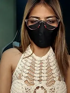 Isha Sax online show from 03.04.26