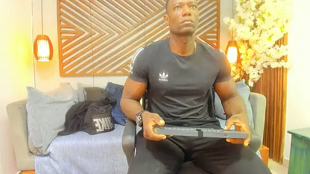 MarcusBlack  online show from 10.08.25