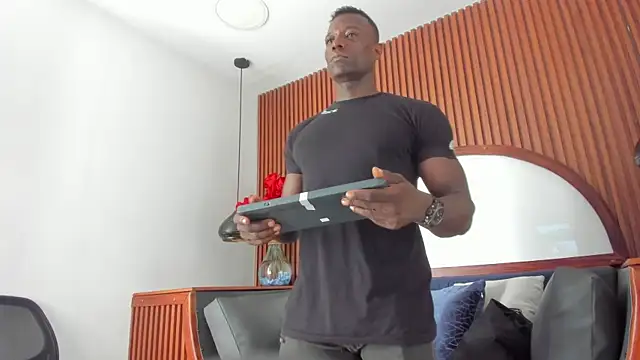 MarcusBlack  online show from 12.15.25