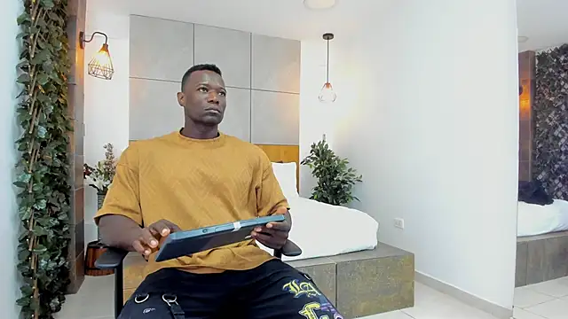 MarcusBlack  online show from 12.17.25