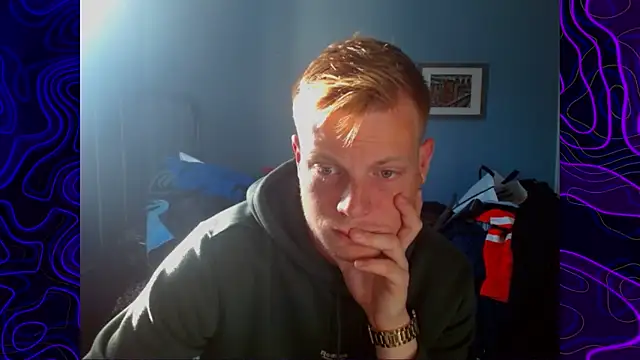 Snapshot of lustylyndon chatting on 11.05.25 lustylyndon online show from 11.05.25