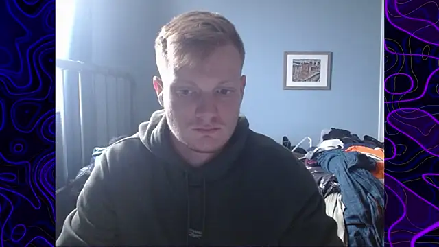 Snapshot of lustylyndon chatting on 11.08.25 lustylyndon online show from 11.08.25