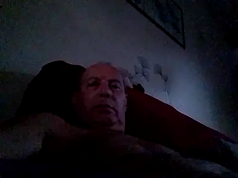Snapshot of Vince072 chatting on 07.29.26 Vince072 online show from 07.29.26