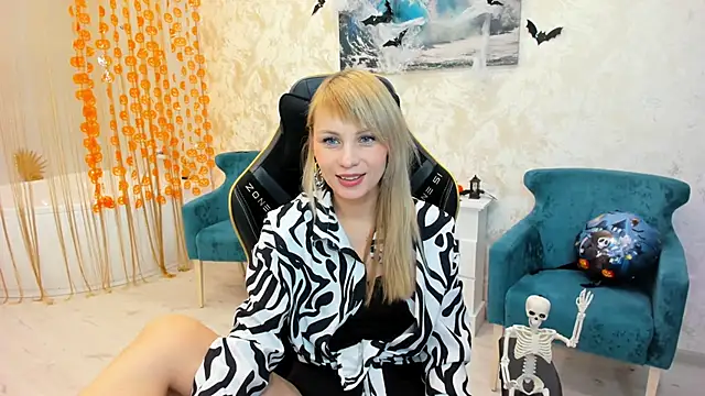 LindaSandy 1 online show from 10.26.25