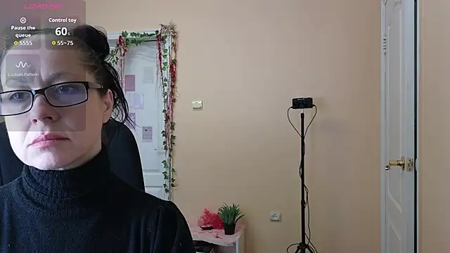 Snapshot of Ronda_Roni chatting on 01.08.26 Ronda Roni online show from 01.08.26