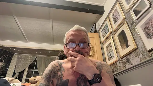 poggles online show from 03.03.26