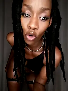Snapshot of chocolatehotwife chatting on 05.14.26 chocolatehotwife online show from 05.14.26