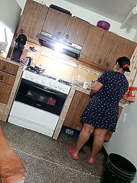 andrea sweet8 online show from 12.16.25