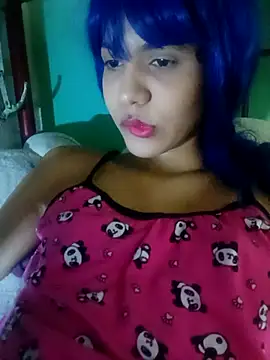 famousfox-69 online show from 11.20.25