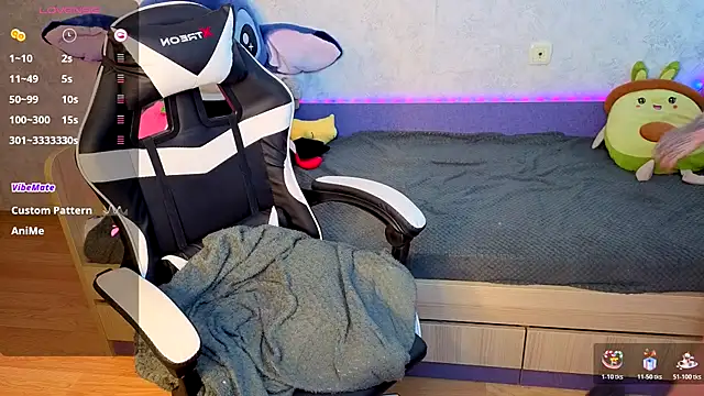 Mini Lady1 online show from 11.25.25