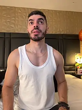 Snapshot of AxelThompson_ chatting on 10.30.25 AxelThompson online show from 10.30.25