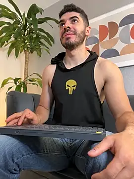 Snapshot of AxelThompson_ chatting on 11.26.25 AxelThompson online show from 11.26.25