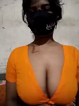 Snapshot of Nodi- chatting on 11.03.25 Nodi- online show from 11.03.25