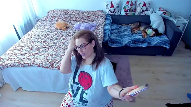 Squirt Kimm online show from 12.18.25